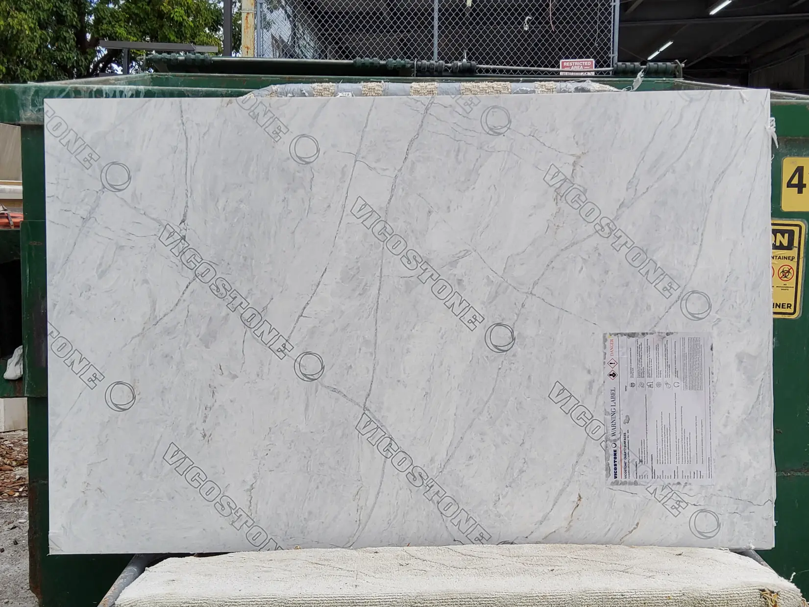 AUGUSTA BAY · Quartz · 3 cm · — · 55" x 34"