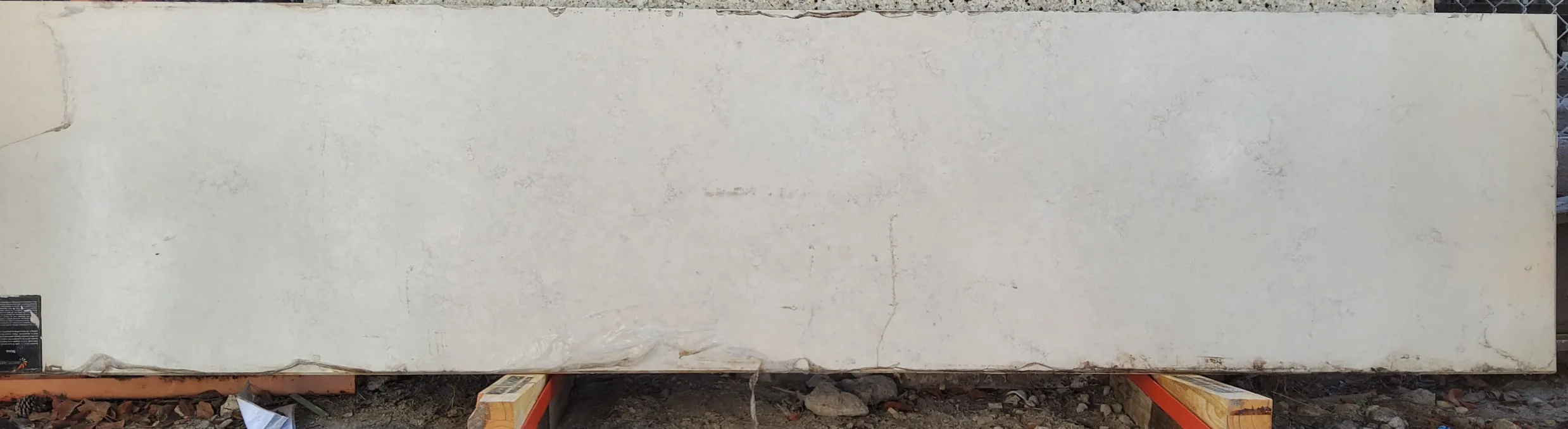 Quantum Nova · Quartz · 3 cm · — · 130" x 30 1/2"