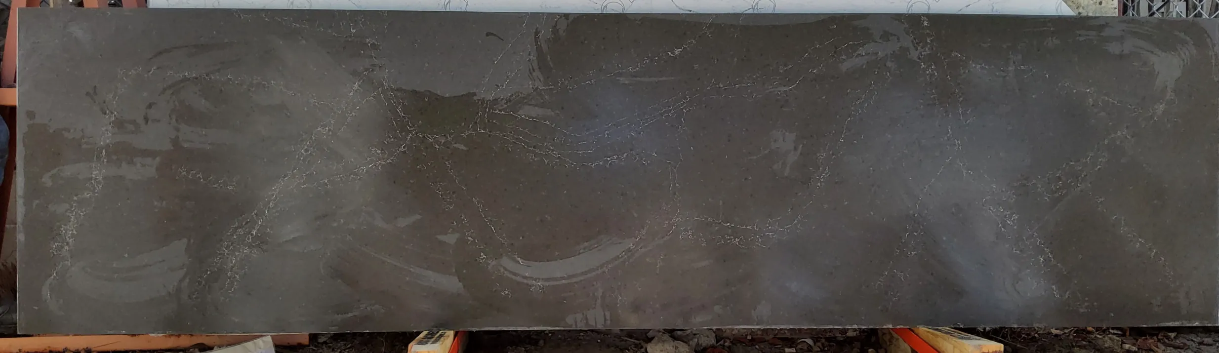 Nightfall · Quartz · 3 cm · — · 130 1/2" x 34"