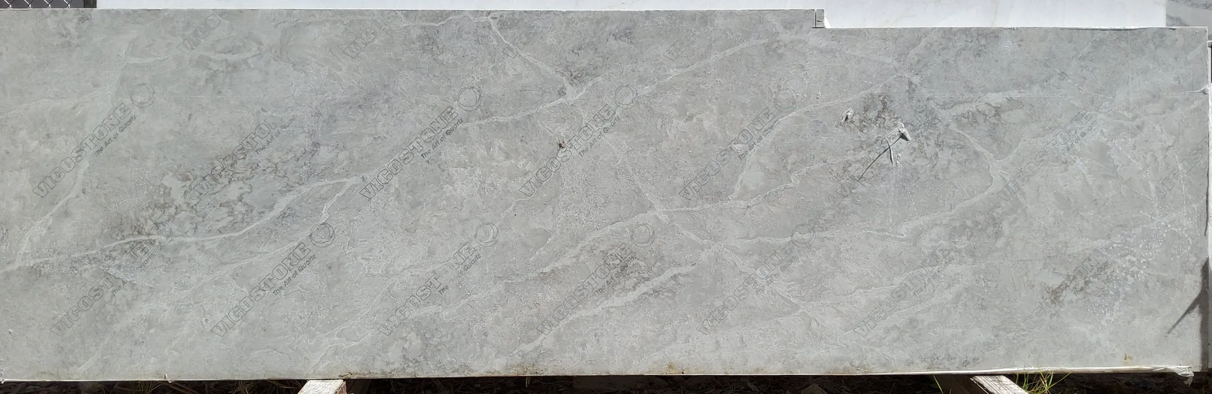 Pompeii Adamello · Quartz · 3 cm · — · 130" x 37"