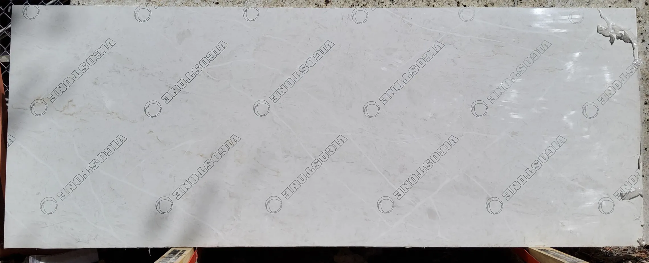 POMPEI REGALO · Quartz · 2 cm · — · 97" x 36 1/2"